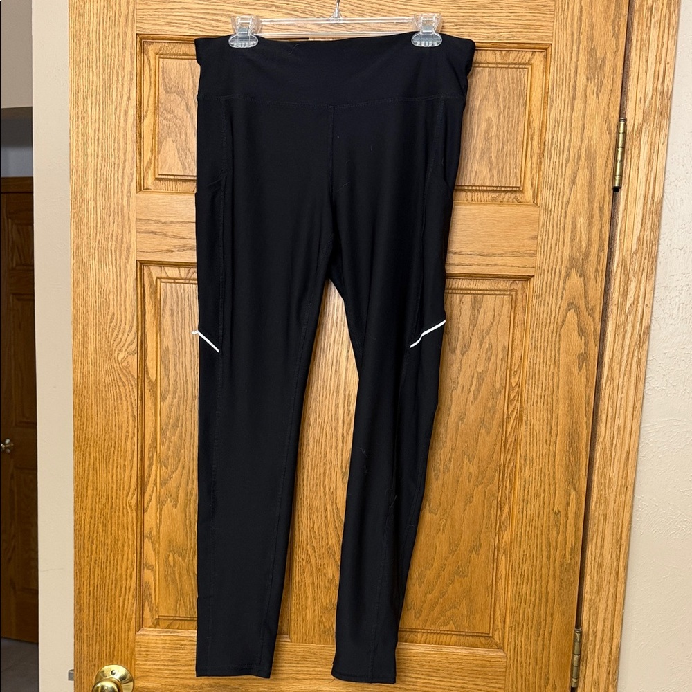 NEW Xersion Black Performance Leggings, Size Large